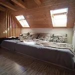 Laci Na Kamenci *