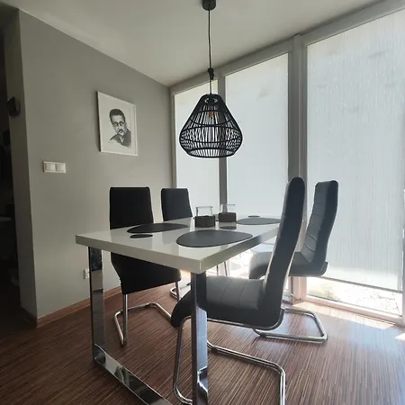 Laci Na Kamenci 펜션 Kaluža