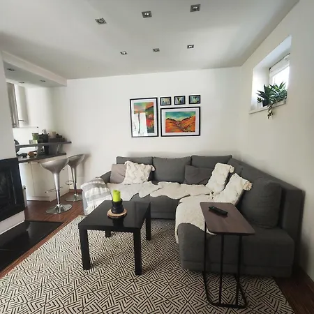 Laci Na Kamenci * Kaluža